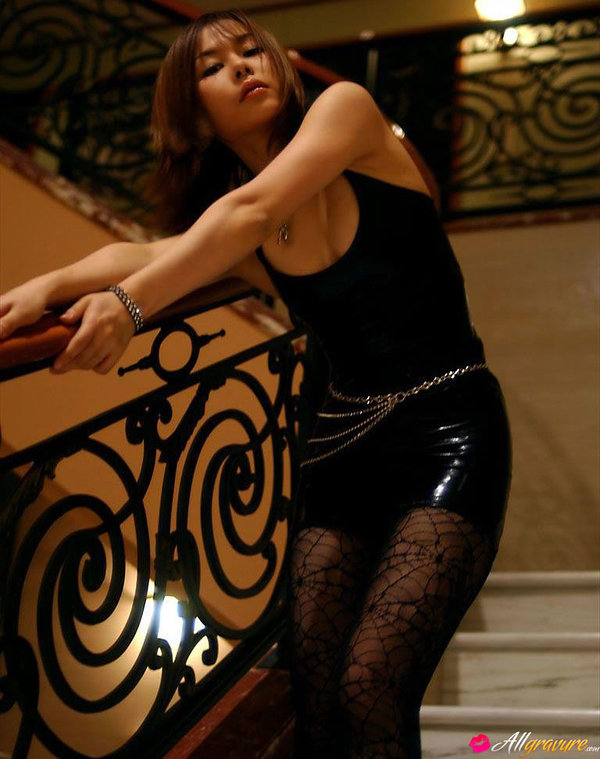 Нина, 22 года, 2 размер груди